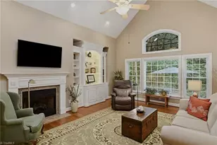 4390 Sandalwood Ct, Winston-Salem, NC 27106 - Photo 5