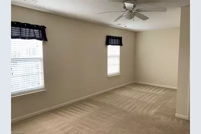 18 Dillingham Place, Greensboro, NC 27455 - Photo 9