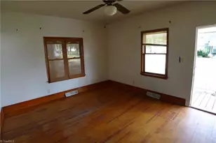 161 Center St, Cooleemee, NC 27014 - Photo 11