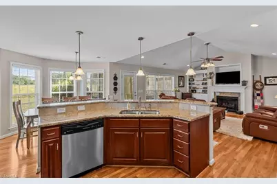 129 Club House Drive, Reidsville, NC 27320 - Photo 19
