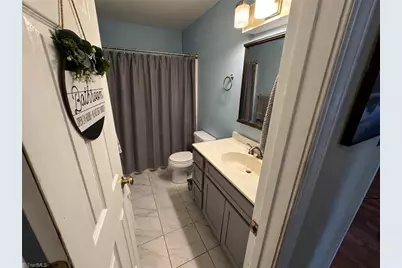 4711 Summit Avenue, Greensboro, NC 27405 - Photo 15