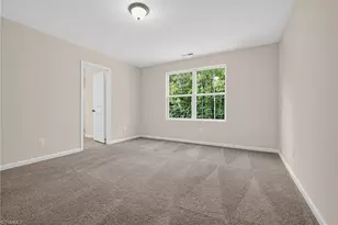 2608 Dallas Dr, Winston-Salem, NC 27107 - Photo 11
