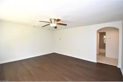 2013 N Ashland Drive, Burlington, NC 27217 - Photo 3