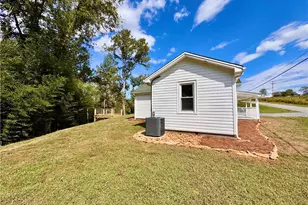 6254 Nc Hwy 268, Dobson, NC 27017 - Photo 29