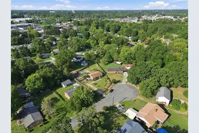 2112 Joyce Court, Burlington, NC 27217 - Photo 11