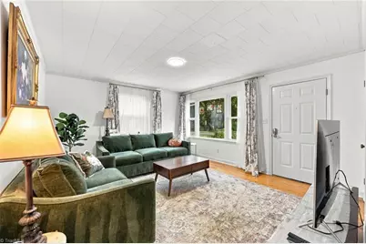 2112 Joyce Court, Burlington, NC 27217 - Photo 17