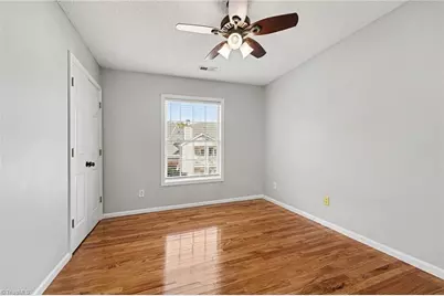 7137 Friendly Avenue #C, Greensboro, NC 27410 - Photo 13