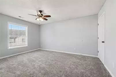 7137 Friendly Avenue #C, Greensboro, NC 27410 - Photo 15