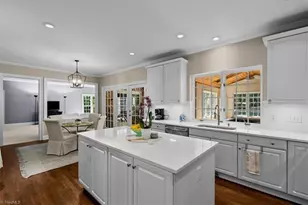 3905 Battenburg Ct, Greensboro, NC 27410 - Photo 11