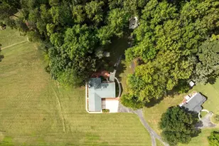 726 Walkertown Guthrie Rd, Walkertown, NC 27101 - Photo 13