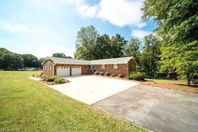 726 Walkertown Guthrie Road, Walkertown, NC 27101 - Photo 1