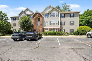 2012 Salem Bluff Dr, Winston-Salem, NC 27127 - Photo 17