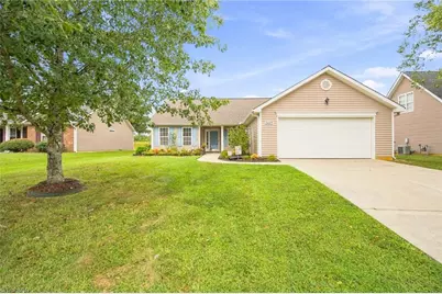 2423 Pepperstone Drive, Graham, NC 27253 - Photo 3