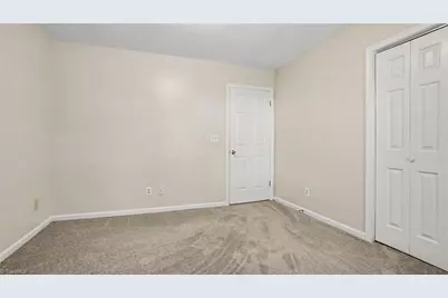 2800 Shadowbrook Lane, Winston-Salem, NC 27103 - Photo 21