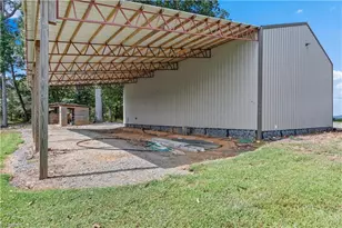 4752 W Old US Hwy 421, Hamptonville, NC 27020 - Photo 25
