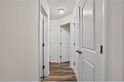 3034 Desmond Woods Drive, Greensboro, NC 27405 - Photo 27