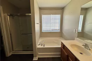 803 Peachtree Meadows Cir, Kernersville, NC 27284 - Photo 15
