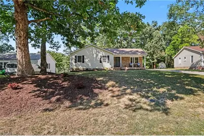 102 Brookhollow Lane, Archdale, NC 27263 - Photo 7