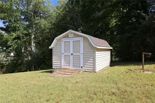 161 Winfield Dr, King, NC 27021 - Photo 39