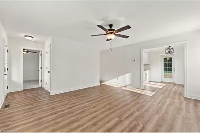 411 Park Lane, Reidsville, NC 27320 - Photo 13