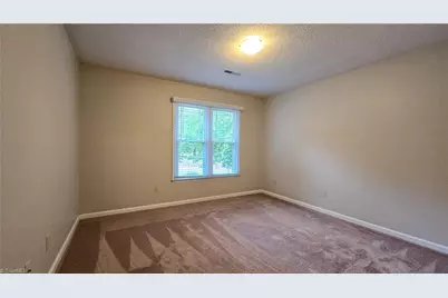 1704 Gales Court, Winston-Salem, NC 27103 - Photo 5