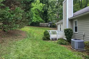 1704 Gales Ct, Winston-Salem, NC 27103 - Photo 11