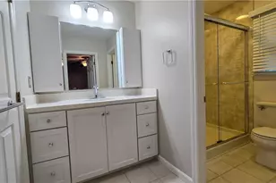 1704 Gales Ct, Winston-Salem, NC 27103 - Photo 9