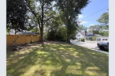 202 Isabel Street, Greensboro, NC 27401 - Photo 9