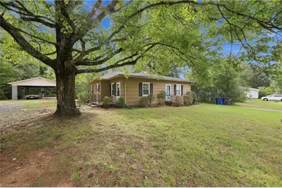 5038 Pinewood Drive, Winston-Salem, NC 27106 - Photo 3