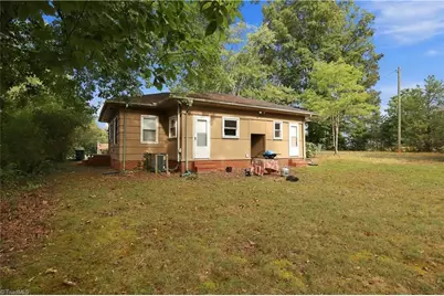 5038 Pinewood Drive, Winston-Salem, NC 27106 - Photo 23