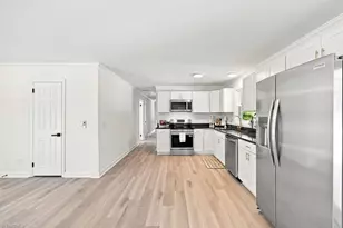 2930 Lake Dr, Burlington, NC 27217 - Photo 11