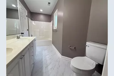 2528 Treetop Lane, Winston-Salem, NC 27101 - Photo 19