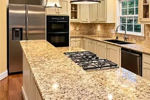 321 Stanaford Rd, Winston-Salem, NC 27104 - Photo 5