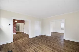 710 Wentworth St, Reidsville, NC 27320 - Photo 7
