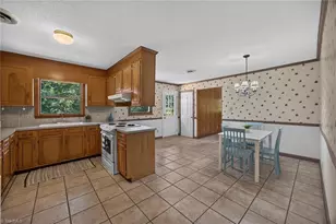 5408 Hidden Valley Rd, Greensboro, NC 27407 - Photo 9