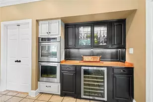 7901 Merrick Ct, Greensboro, NC 27409 - Photo 15