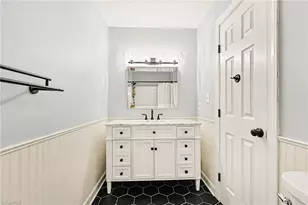 7901 Merrick Ct, Greensboro, NC 27409 - Photo 41