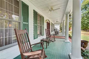7901 Merrick Ct, Greensboro, NC 27409 - Photo 3