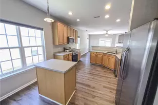 4061 Fountain Grove Dr, High Point, NC 27265 - Photo 5