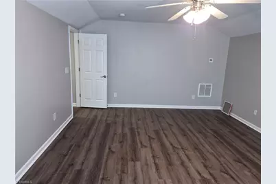 4061 Fountain Grove Drive, High Point, NC 27265 - Photo 17