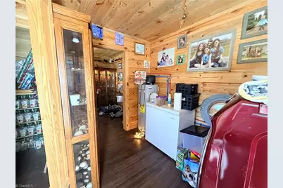 3933 Simmons Patton Road, Jonesville, NC 28642 - Photo 17