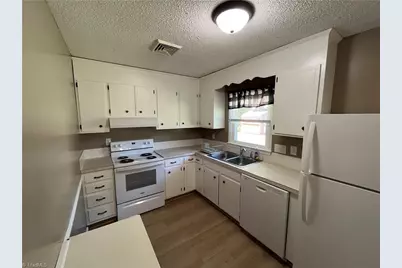 1681 Village Place, Winston-Salem, NC 27127 - Photo 13