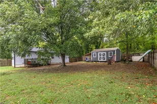 302 Gene Hairston St, Madison, NC 27025 - Photo 27
