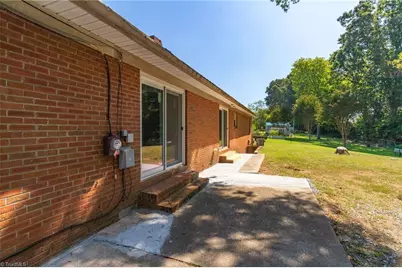 115 Monroe Drive, Lexington, NC 27292 - Photo 27