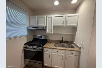 411 Overlook Street, Greensboro, NC 27403 - Photo 7