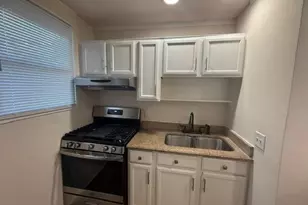 411 Overlook St, Greensboro, NC 27403 - Photo 7
