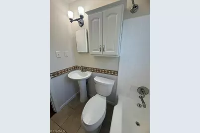 411 Overlook Street, Greensboro, NC 27403 - Photo 17