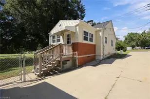 1115 Graham St, Burlington, NC 27217 - Photo 23