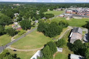 1115 Graham St, Burlington, NC 27217 - Photo 33