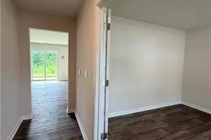 2312 Wilpar Dr, Greensboro, NC 27406 - Photo 3